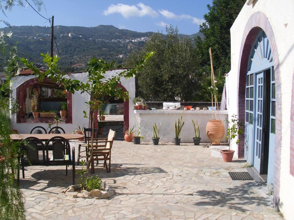 Gabriellas Garden Palaiokastro  Екстер'єр фото
